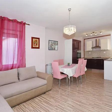 Apartmani My Place Biograd Biograd Na Moru Esterno foto
