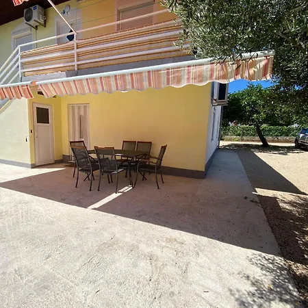 Apartmani My Place Biograd Biograd Na Moru Esterno foto